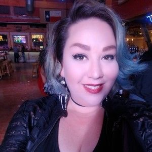 Meet your Posher, Posh